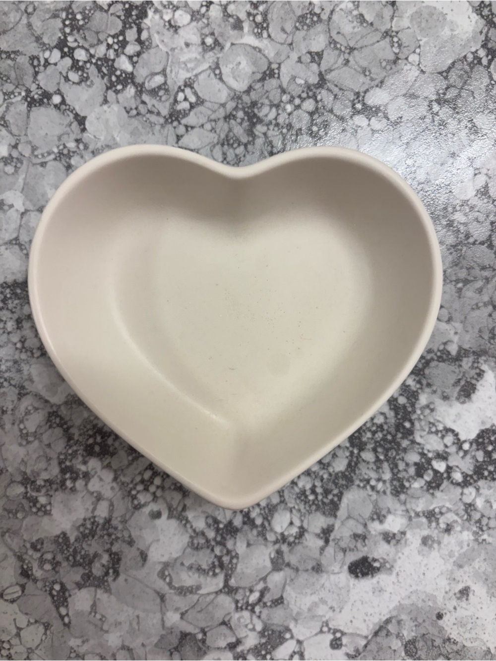 🤍 cream clay dish